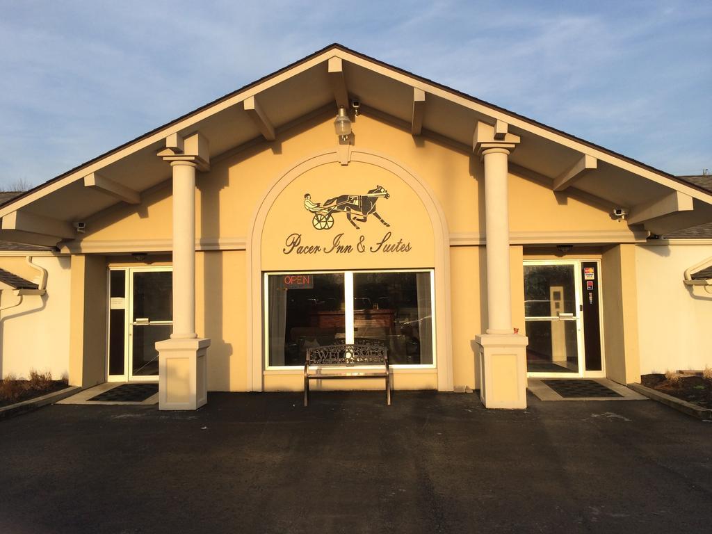 Pacer Inn & Suites Motel Delaware Exterior foto